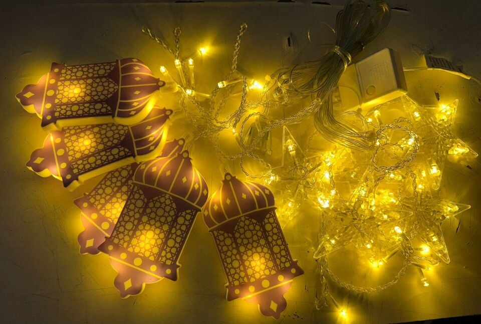 Animasyonlu Kandil ve Yıldız Set Led Perde Yılbaşı Süsü 60-90 Cm 3 Metre Kandil ve Yıldız Süsleme SNC-709-5