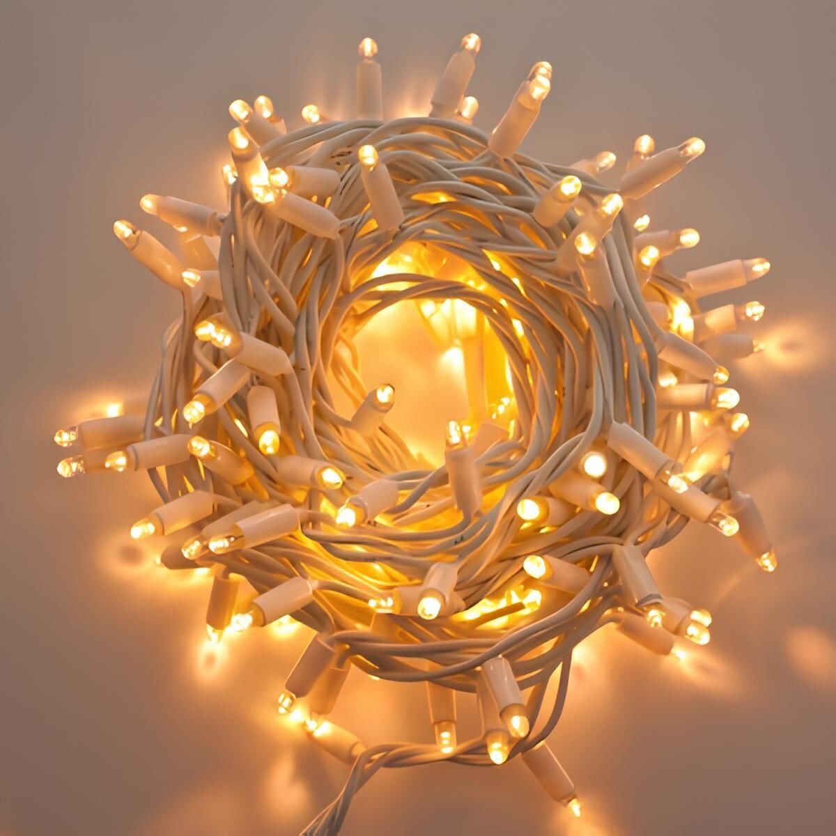 Bahçe Led Saçak Yılbaşı Süsü 10 Metre 100 Ledli Saçak Yılbaşı Ağacı Süsü Beyaz Kablo SNC-506 KIRMIZI
