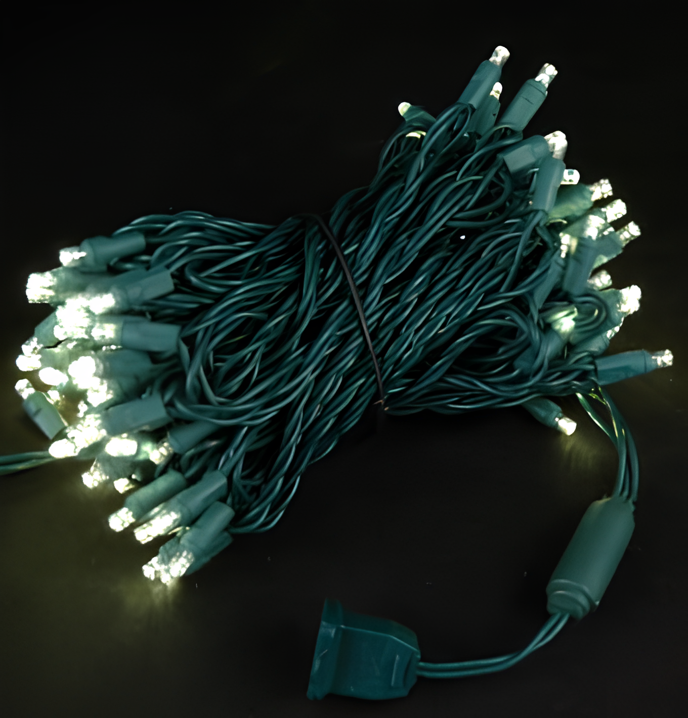 Yılbaşı Ağacı Süsü 10 Metre 100 Ledli Yeşil Kablolu Fiş Tipi SNC-203-1