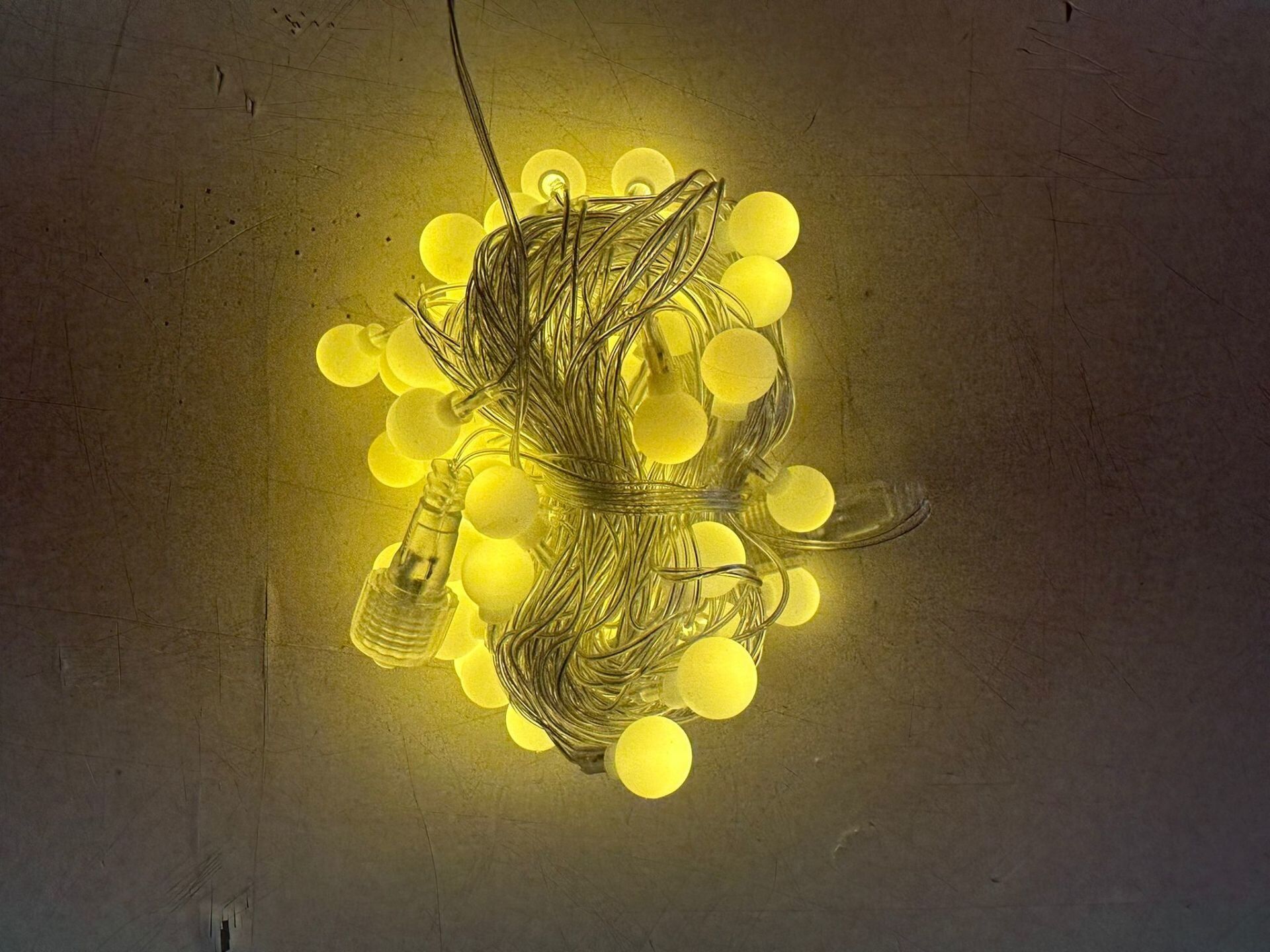 Top Yılbaşı Ağacı Süsü 10 Metre 60 Top Ledli Yılbaşı Süsleme Fiş Tipi SNC-207-1 3200K (Gün Işığı)
