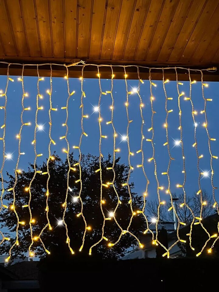 Flaşlı Çakarlı Led Perde Yılbaşı Süsü 2x2 Metre 156 Ledli Perde Yılbaşı Ağacı Süsü Şeffaf Kablo SNC-418