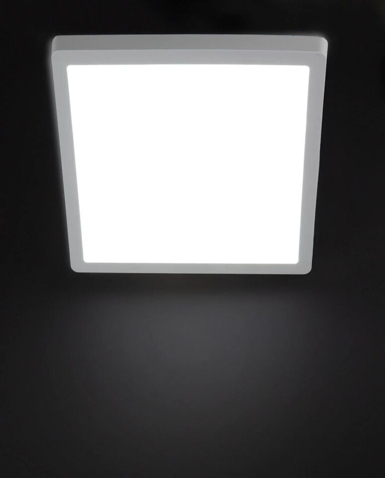 Noas 24W Sıva Üstü Kare Led Panel Beyaz Işık YL15-2400