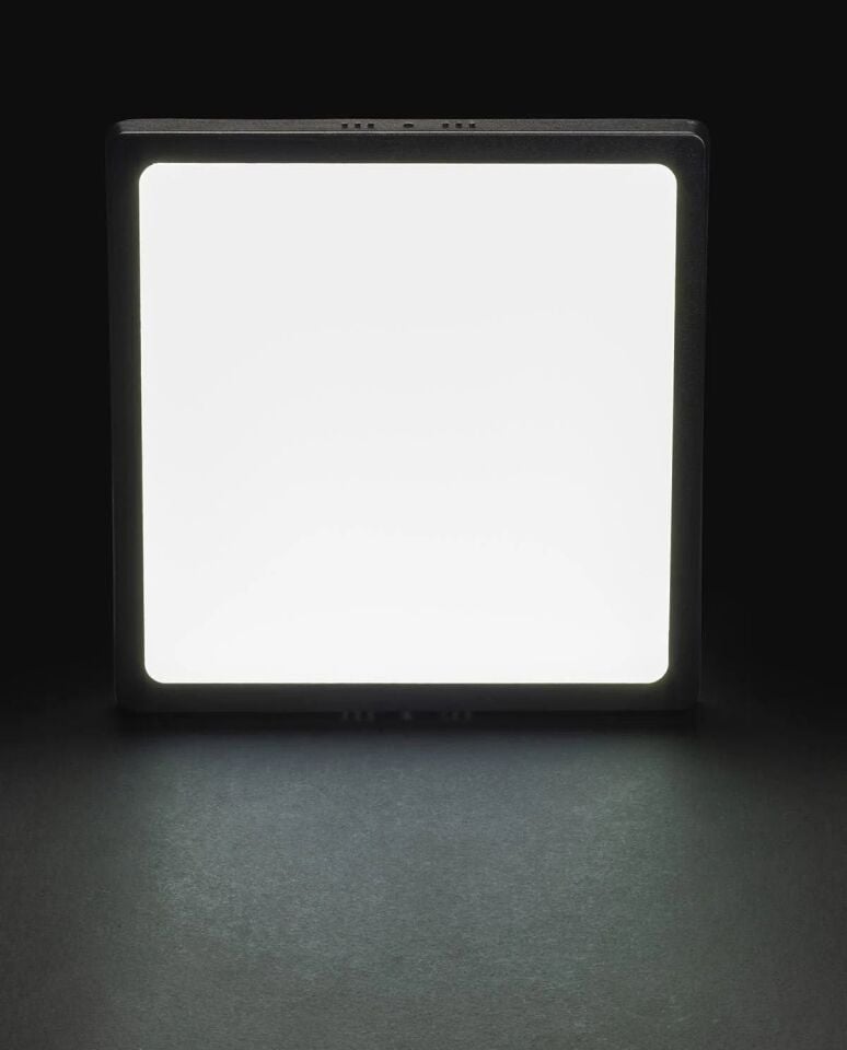 Noas 24W Sıva Üstü Kare Led Panel Siyah Kasa Beyaz Işık YL15-2400-S